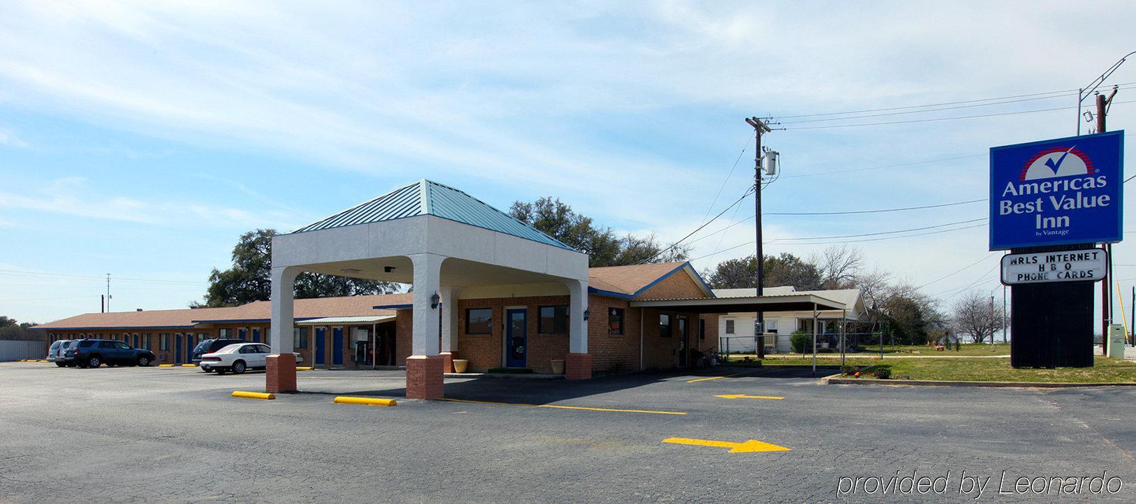 Americas Best Value Inn Comanche Εξωτερικό φωτογραφία